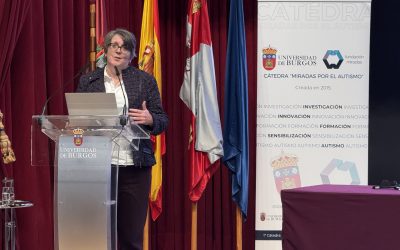 Rebecca Charlton protagoniza en Burgos una conferencia sobre autismo y envejecimiento en el marco del 10º aniversario de la Cátedra Miradas por el Autismo